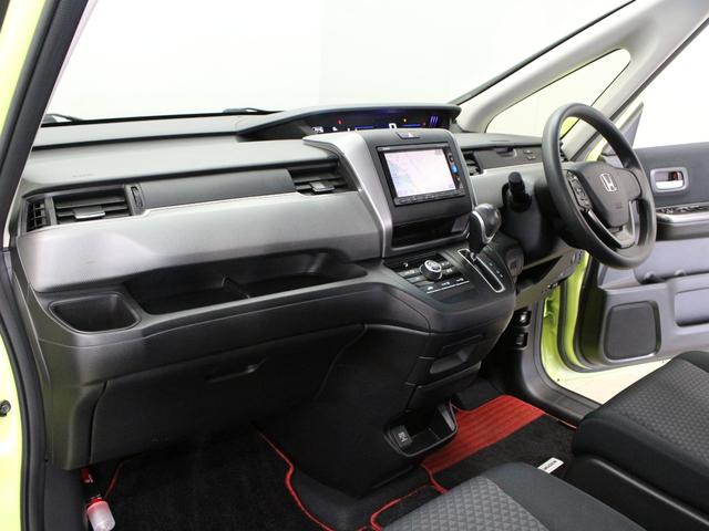 フリード＋ Ｇ　純正メモリーナビ　バックカメラ　禁煙　無限フロアマット　電動スライドドア　ドラレコ　スマートキー　ＥＴＣ　ＣＤ／ＤＶＤ　Ｂｌｕｅｔｏｏｔｈ　荷室用ユーティリティボード　スライドドアイージークローザー（33枚目）