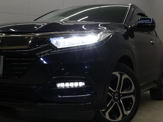 【ＬＥＤヘッドライト】悪天候や夜間走行時も良好な視界を確保し安心して運転できる高輝度ＬＥＤヘッドライトを装備！点灯速度が早く、消費電力も抑えられています！！