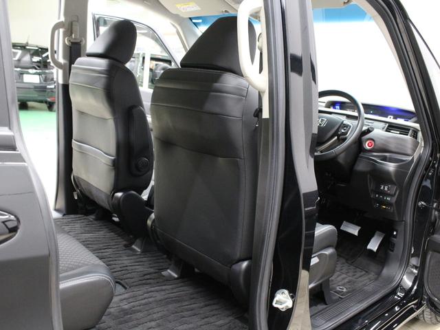 フリード Ｇ・ホンダセンシング　純正ナビ　両側パワスラ　ハーフレザー　本革巻きステアリング　ＬＥＤアクティブコーナリングライト　純正１５インチＡＷ　オートリトラミラー　シートヒーター　スマートキー　シートヒータ　禁煙車　ワンオーナー（36枚目）