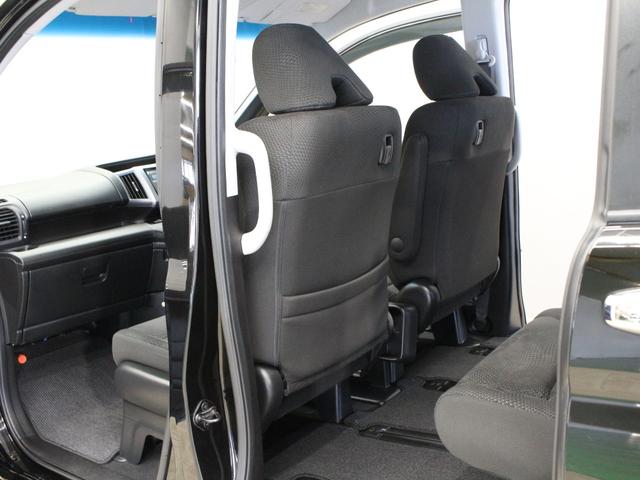 ステップワゴンスパーダ Ｚ　８型ナビ　後席モニター　両側パワスラ　フルセグＴＶ　Ｂｌｕｅｔｏｏｔｈ　ＤＶＤ／ＣＤ　スマートキー　本革巻ステアリング　ディスチャージヘッド　アクティブコーナリングライト　パドルシフト　ＥＴＣ　禁煙車（22枚目）