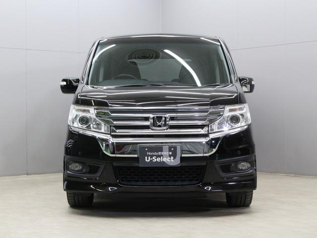 ステップワゴンスパーダ Ｚ　８型ナビ　後席モニター　両側パワスラ　フルセグＴＶ　Ｂｌｕｅｔｏｏｔｈ　ＤＶＤ／ＣＤ　スマートキー　本革巻ステアリング　ディスチャージヘッド　アクティブコーナリングライト　パドルシフト　ＥＴＣ　禁煙車（32枚目）