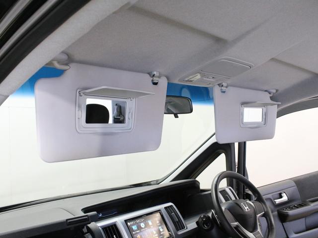 ステップワゴンスパーダ Ｚ　８型ナビ　後席モニター　両側パワスラ　フルセグＴＶ　Ｂｌｕｅｔｏｏｔｈ　ＤＶＤ／ＣＤ　スマートキー　本革巻ステアリング　ディスチャージヘッド　アクティブコーナリングライト　パドルシフト　ＥＴＣ　禁煙車（57枚目）