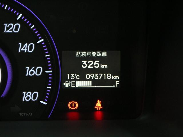 ステップワゴンスパーダ Ｚ　８型ナビ　後席モニター　両側パワスラ　フルセグＴＶ　Ｂｌｕｅｔｏｏｔｈ　ＤＶＤ／ＣＤ　スマートキー　本革巻ステアリング　ディスチャージヘッド　アクティブコーナリングライト　パドルシフト　ＥＴＣ　禁煙車（62枚目）