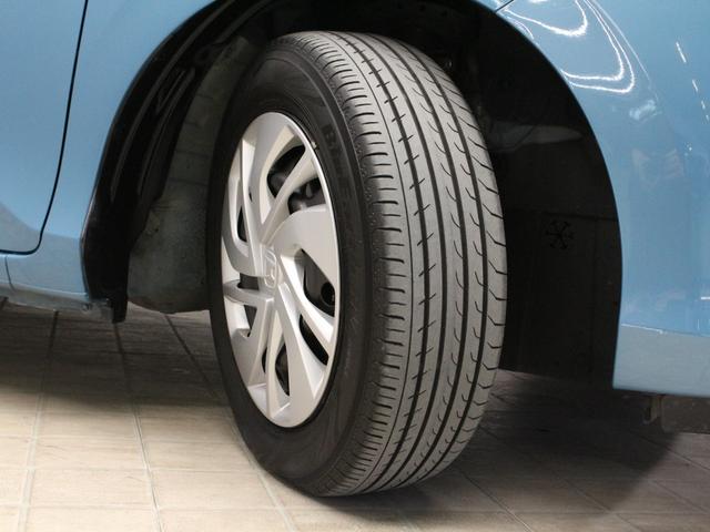 フリード Ｇ・ホンダセンシング　純正ナビ　１１インチ後席モニター　両側パワスラ　フルセグＴＶ　ドラレコ　バックカメラ　衝突軽減　路外逸脱抑制　誤発進抑制　レーダークルーズ　スマートキー　ロールサンシェード　ワンオーナー　禁煙車（30枚目）