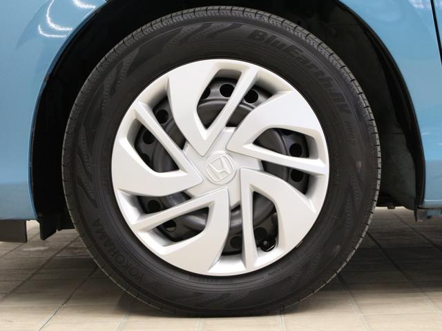 フリード Ｇ・ホンダセンシング　純正ナビ　１１インチ後席モニター　両側パワスラ　フルセグＴＶ　ドラレコ　バックカメラ　衝突軽減　路外逸脱抑制　誤発進抑制　レーダークルーズ　スマートキー　ロールサンシェード　ワンオーナー　禁煙車（33枚目）