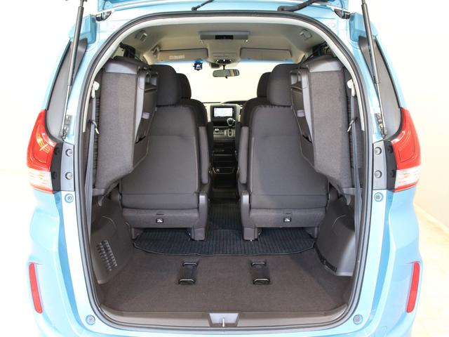 フリード Ｇ・ホンダセンシング　純正ナビ　１１インチ後席モニター　両側パワスラ　フルセグＴＶ　ドラレコ　バックカメラ　衝突軽減　路外逸脱抑制　誤発進抑制　レーダークルーズ　スマートキー　ロールサンシェード　ワンオーナー　禁煙車（39枚目）