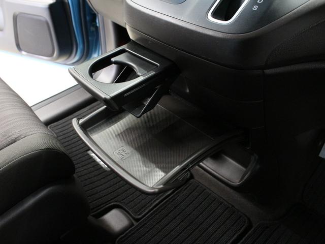 フリード Ｇ・ホンダセンシング　純正ナビ　１１インチ後席モニター　両側パワスラ　フルセグＴＶ　ドラレコ　バックカメラ　衝突軽減　路外逸脱抑制　誤発進抑制　レーダークルーズ　スマートキー　ロールサンシェード　ワンオーナー　禁煙車（52枚目）