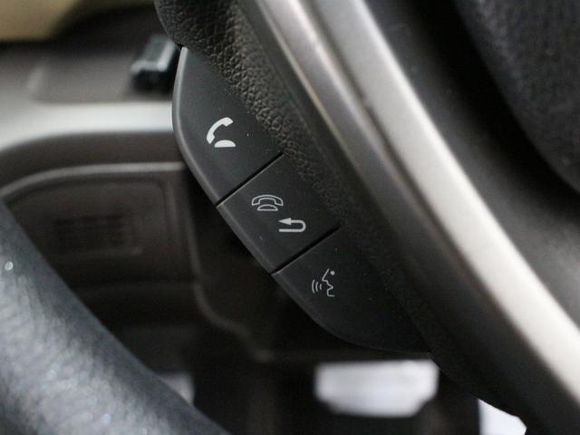 フリード Ｇ・ホンダセンシング　純正ナビ　１１インチ後席モニター　両側パワスラ　フルセグＴＶ　ドラレコ　バックカメラ　衝突軽減　路外逸脱抑制　誤発進抑制　レーダークルーズ　スマートキー　ロールサンシェード　ワンオーナー　禁煙車（55枚目）