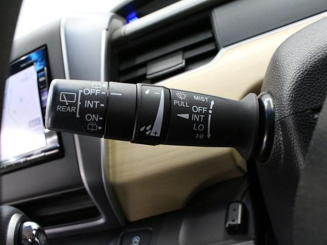 フリード Ｇ・ホンダセンシング　純正ナビ　１１インチ後席モニター　両側パワスラ　フルセグＴＶ　ドラレコ　バックカメラ　衝突軽減　路外逸脱抑制　誤発進抑制　レーダークルーズ　スマートキー　ロールサンシェード　ワンオーナー　禁煙車（57枚目）