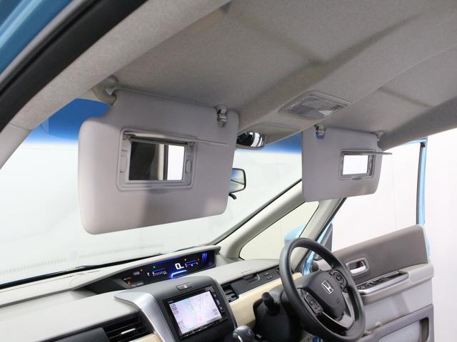 フリード Ｇ・ホンダセンシング　純正ナビ　１１インチ後席モニター　両側パワスラ　フルセグＴＶ　ドラレコ　バックカメラ　衝突軽減　路外逸脱抑制　誤発進抑制　レーダークルーズ　スマートキー　ロールサンシェード　ワンオーナー　禁煙車（62枚目）