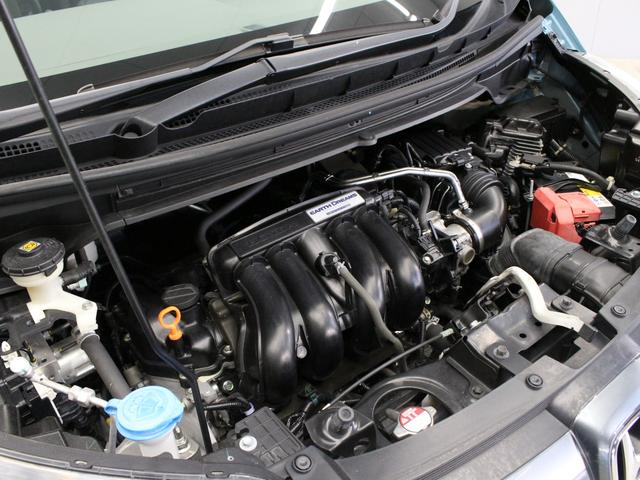 フリード Ｇ・ホンダセンシング　純正ナビ　１１インチ後席モニター　両側パワスラ　フルセグＴＶ　ドラレコ　バックカメラ　衝突軽減　路外逸脱抑制　誤発進抑制　レーダークルーズ　スマートキー　ロールサンシェード　ワンオーナー　禁煙車（71枚目）