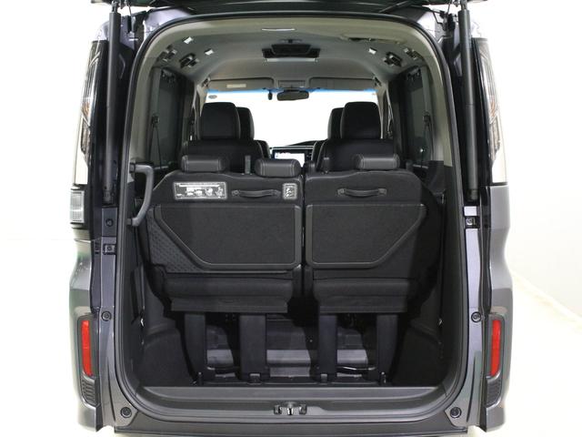 ステップワゴンスパーダ e:HEVスパーダG・EXホンダセンシング 純正10型メモリーナビ 純正11.6型後席モニター わくわくゲート 両側パワスラ 衝突軽減 誤発進抑制 渋滞追従機能付クルコン バックカメラ 純正16インチAW LEDヘッド 禁煙車 ワンオーナー(16枚目)