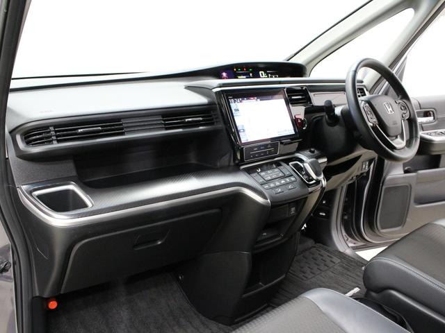 ステップワゴンスパーダ e:HEVスパーダG・EXホンダセンシング 純正10型メモリーナビ 純正11.6型後席モニター わくわくゲート 両側パワスラ 衝突軽減 誤発進抑制 渋滞追従機能付クルコン バックカメラ 純正16インチAW LEDヘッド 禁煙車 ワンオーナー(34枚目)