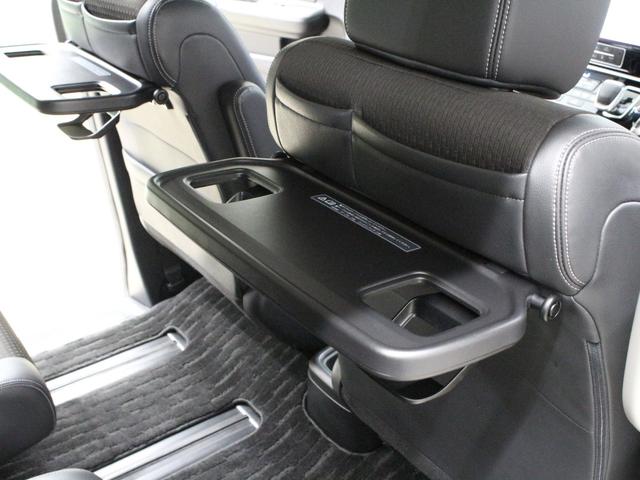 ステップワゴンスパーダ e:HEVスパーダG・EXホンダセンシング 純正10型メモリーナビ 純正11.6型後席モニター わくわくゲート 両側パワスラ 衝突軽減 誤発進抑制 渋滞追従機能付クルコン バックカメラ 純正16インチAW LEDヘッド 禁煙車 ワンオーナー(37枚目)