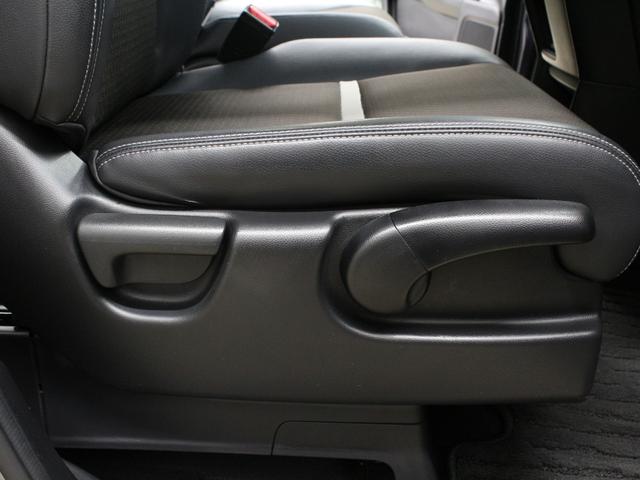 ステップワゴンスパーダ e:HEVスパーダG・EXホンダセンシング 純正10型メモリーナビ 純正11.6型後席モニター わくわくゲート 両側パワスラ 衝突軽減 誤発進抑制 渋滞追従機能付クルコン バックカメラ 純正16インチAW LEDヘッド 禁煙車 ワンオーナー(42枚目)