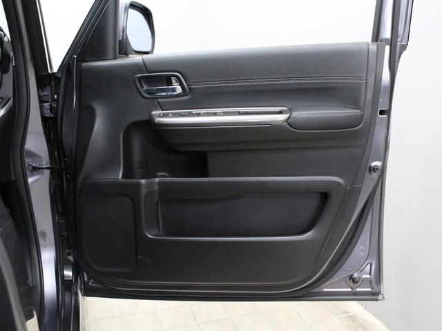 ステップワゴンスパーダ e:HEVスパーダG・EXホンダセンシング 純正10型メモリーナビ 純正11.6型後席モニター わくわくゲート 両側パワスラ 衝突軽減 誤発進抑制 渋滞追従機能付クルコン バックカメラ 純正16インチAW LEDヘッド 禁煙車 ワンオーナー(65枚目)