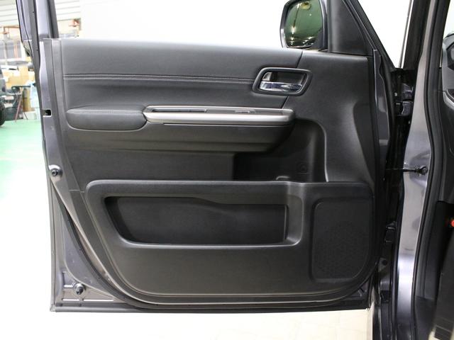 ステップワゴンスパーダ e:HEVスパーダG・EXホンダセンシング 純正10型メモリーナビ 純正11.6型後席モニター わくわくゲート 両側パワスラ 衝突軽減 誤発進抑制 渋滞追従機能付クルコン バックカメラ 純正16インチAW LEDヘッド 禁煙車 ワンオーナー(66枚目)