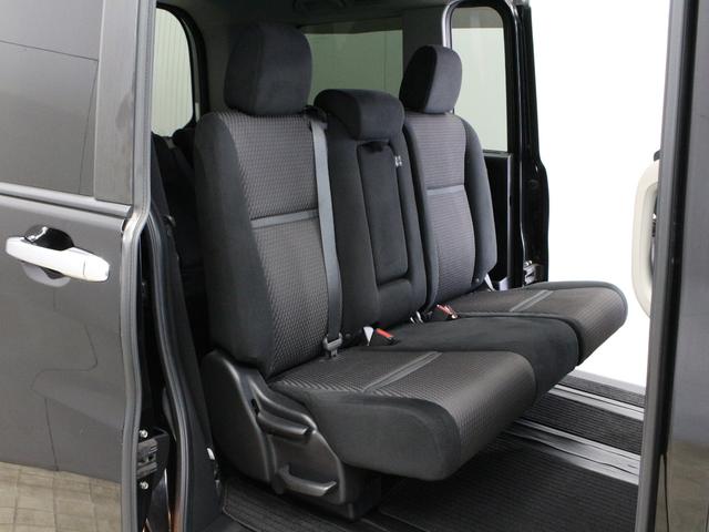 ステップワゴンスパーダ スパーダホンダセンシング　８人乗り　純正ナビ　フリップダウン　わくわくゲート　両側パワスラ　前後ドラレコ　バックカメラ　純正１６インチＡＷ　ＬＥＤヘッド　衝突軽減　レーダークルーズ　路外逸脱抑制機能　誤発進抑制機能　禁煙車（16枚目）