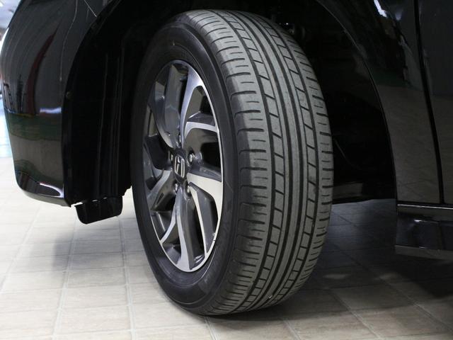 ステップワゴンスパーダ スパーダホンダセンシング　８人乗り　純正ナビ　フリップダウン　わくわくゲート　両側パワスラ　前後ドラレコ　バックカメラ　純正１６インチＡＷ　ＬＥＤヘッド　衝突軽減　レーダークルーズ　路外逸脱抑制機能　誤発進抑制機能　禁煙車（30枚目）