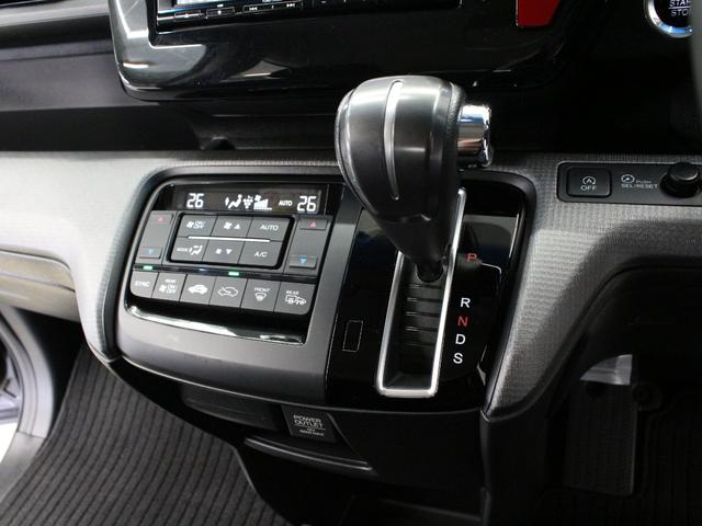 ステップワゴンスパーダ スパーダホンダセンシング　８人乗り　純正ナビ　フリップダウン　わくわくゲート　両側パワスラ　前後ドラレコ　バックカメラ　純正１６インチＡＷ　ＬＥＤヘッド　衝突軽減　レーダークルーズ　路外逸脱抑制機能　誤発進抑制機能　禁煙車（52枚目）