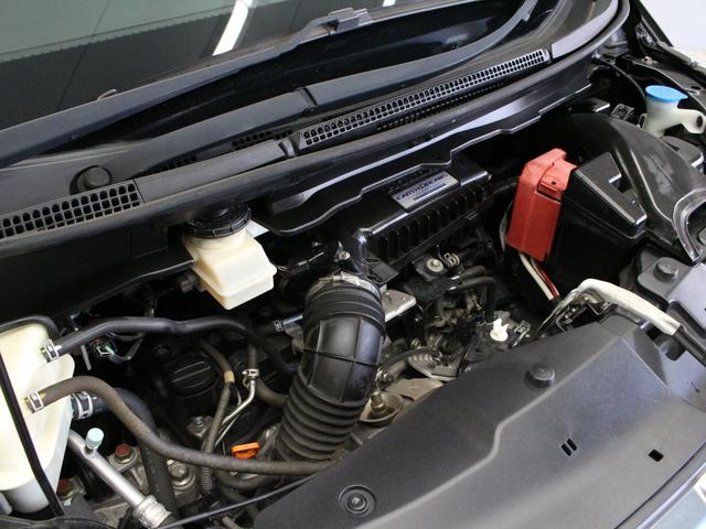 ステップワゴンスパーダ スパーダホンダセンシング　８人乗り　純正ナビ　フリップダウン　わくわくゲート　両側パワスラ　前後ドラレコ　バックカメラ　純正１６インチＡＷ　ＬＥＤヘッド　衝突軽減　レーダークルーズ　路外逸脱抑制機能　誤発進抑制機能　禁煙車（78枚目）