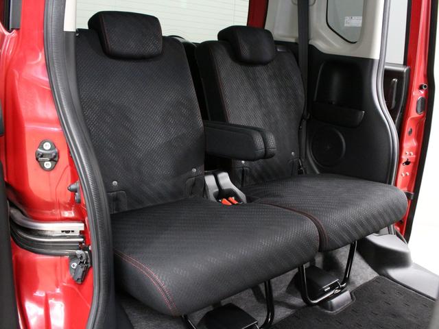 N-BOXカスタム 2トーンカラースタイルG・Aパッケージ 純正ナビ バックカメラ 禁煙 両側電動スライド 衝突軽減ブレーキ 誤発進抑制機能 サイドカーテンエアバッグ 本革ハンドル HIDヘッド 純正14インチブラックAW スマートキー オートライト ETC(15枚目)