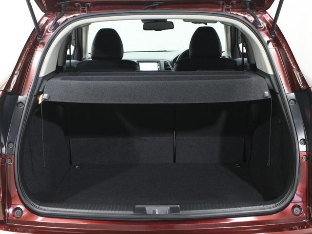 ヴェゼル ハイブリッドＺ　純正ナビ　フルセグＴＶ　バックカメラ　電子パーキング　Ｂｌｕｅｔｏｏｔｈ　ＣＤ　ＤＶＤ再生可　シートヒーター　クルーズコントロール　衝突軽減　誤発進抑制　ＬＥＤヘッド　禁煙車　ワンオーナ　ＥＴＣ（24枚目）