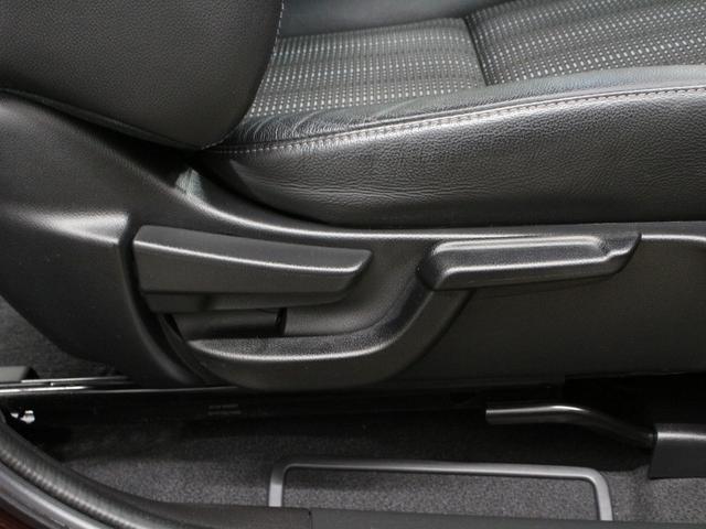 ヴェゼル ハイブリッドＺ　純正ナビ　フルセグＴＶ　バックカメラ　電子パーキング　Ｂｌｕｅｔｏｏｔｈ　ＣＤ　ＤＶＤ再生可　シートヒーター　クルーズコントロール　衝突軽減　誤発進抑制　ＬＥＤヘッド　禁煙車　ワンオーナ　ＥＴＣ（30枚目）