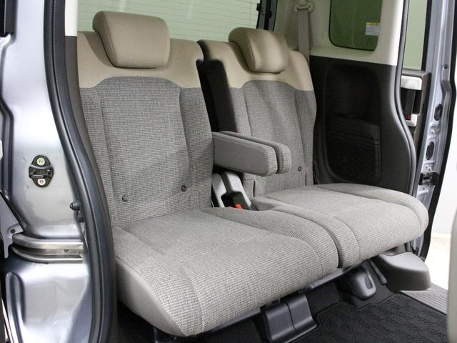 Ｎ－ＢＯＸ Ｌ　純正ナビ　フルセグＴＶ　ドラレコ　シートヒーター　ＤＶＤ再生　パワースライドドア　急速充電ＵＳＢ　シートバックテーブル　衝突軽減　誤発進抑制　レーダークルーズ　ロールサンシェード　パーキングセンサー（18枚目）