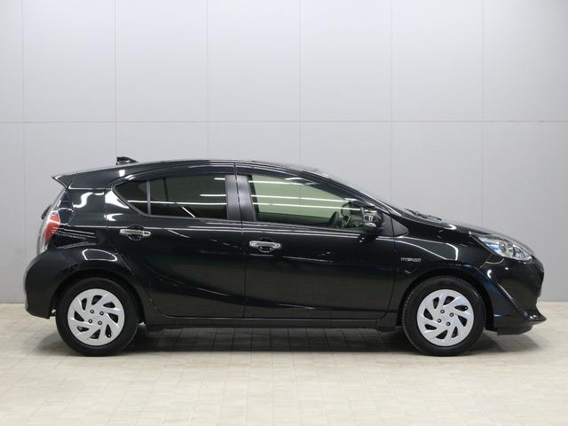 アクア Ｓスタイルブラック　純正ナビ　フルセグＴＶ　ドラレコ　バックカメラ　Ｂｌｕｅｔｏｏｔｈ　衝突軽減　車線逸脱防止支援システム　シートヒーター　スマートキー　ＬＥＤヘッド　オートライト　プッシュスタート　ＥＴＣ　禁煙車（32枚目）