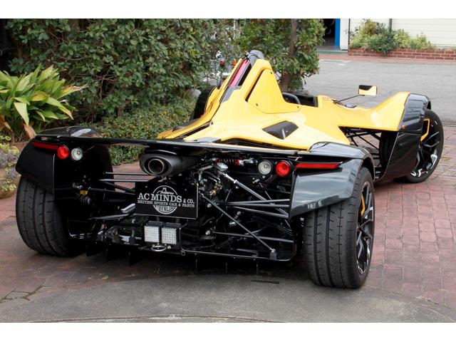 イギリスその他 ＢＡＣ　ＭＯＮＯ　ＦＯＲＤ　２４８８ｃｃ　ＮＡ　３０５ｂｈｐ　ＨＥＷＬＡＮＤ　ＦＴＲ　６速セミオートマチックパドルシフター　ＤＹＭＡＧカーボンリムホイール　チタニウムホイールボルト　バリアブルトラクションコントロール（30枚目）