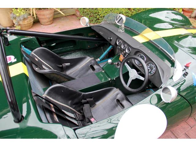 イギリスその他 　ジネッタＧ４　ＬＯＴＵＳ　ＴＣエンジン　４０ＤＣＯＥ１８キャブ　ＦＯＲＤアクスル　アルミラジエター　アルミＦＵＥＬタンク　レボルーション１３”アルミ　ＷＩＬＬＡＮＳ　４点ハーネス　初期スクエアフレーム（25枚目）