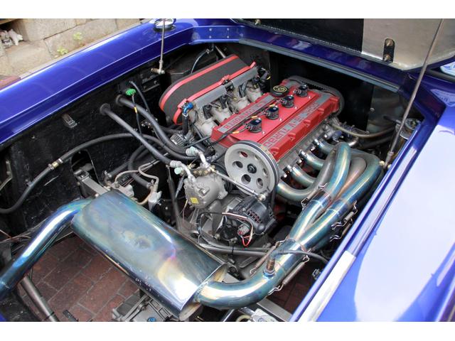 ヨーロッパ 　ＣＯＳＷＯＲＴＨ　ＹＢＢ　２．０Ｌ　２４０ｂｈｐエンジン　ＭＯＴＥＣ　ＥＣＵ　マルチインジェクション　ドライサンプ　リヤディスクブレーキ　ＲＥＶＥＲＩＥカーボンバケットシート　リヤウイング　エアコン（19枚目）