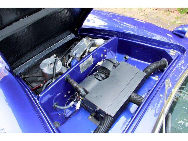 ヨーロッパ 　ＣＯＳＷＯＲＴＨ　ＹＢＢ　２．０Ｌ　２４０ｂｈｐエンジン　ＭＯＴＥＣ　ＥＣＵ　マルチインジェクション　ドライサンプ　リヤディスクブレーキ　ＲＥＶＥＲＩＥカーボンバケットシート　リヤウイング　エアコン（27枚目）