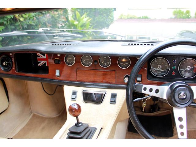 ヨーロッパ 　本国仕様　ＤＥＬＬＯＲＴ　４０ＤＨＬＡ　アルミラジエター　ケントアロイリプロホイール　オリジナルステアリングホイール　Ｓｅｂｒｉｎｇ　ＭＡＣＨ１ミラー　ブレーキサーボ　オートミール内装（2枚目）