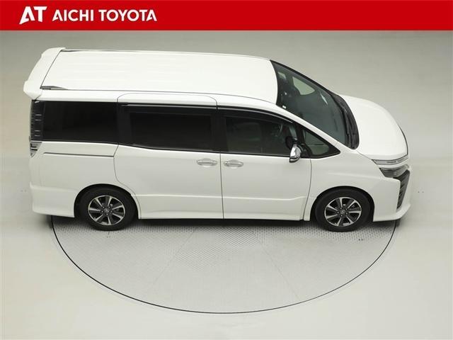 ヴォクシー ZS 煌III プリクラッシュ スマートキ アイスト DVD再生機能 横滑り防止装置 ナビTV アルミ 三列シート WAC 盗難防止 オートエアコン キーレス ETC装備 パワステ メモリナビ クルコン ABS(15枚目)