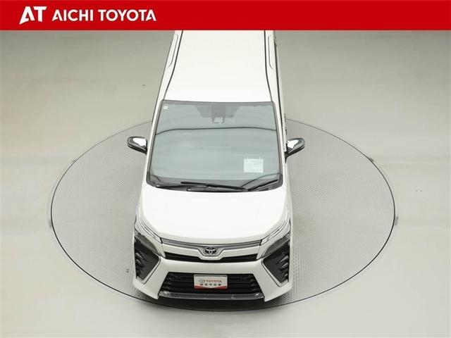 ヴォクシー ZS 煌III プリクラッシュ スマートキ アイスト DVD再生機能 横滑り防止装置 ナビTV アルミ 三列シート WAC 盗難防止 オートエアコン キーレス ETC装備 パワステ メモリナビ クルコン ABS(17枚目)