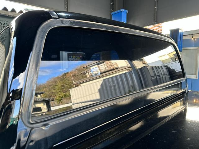 ハイラックススポーツピック エクストラキャブ　ワイド　ディーゼル　５速ＭＴ　サイド出しワンオフマフラー　リフトアップ　トノカバー　社外オーバーフェンダー　革調シートカバー　Ｔベル交換済　ＲＡＹＢＲＩＧ製クリスタルヘッドライト　カロッツェリアオーディオ（36枚目）