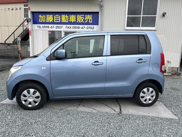 AZワゴン XG エアコン パワーステアリング パワーウィンドウ 運転席・助手席エアバック キーレス 電格ミラー CDステレオ ホイールキャップ(7枚目)