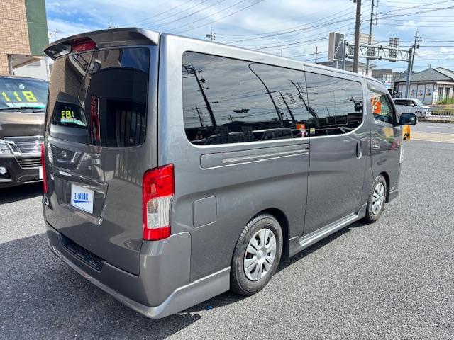 ＮＶ３５０キャラバンバン ロングライダープレミアムＧＸターボ　スマートキー　エマージェンシーブレーキ左リアパワースライドドア　ローダウン　ＬＥＤヘッドライト　フロントリアサイドスポイラー　純正ナビ　バックカメラ　全方位カメラ　ＥＴＣ　オートエアコン（9枚目）