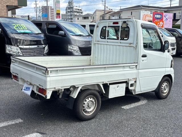 クリッパートラック DX 5速マニュアル パワステ 三方開 エアコン ETC AM/FMラジオ ヘッドライトレベライザー  運転席エアーバック 作業灯(9枚目)