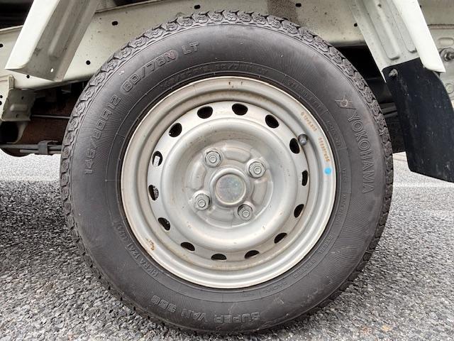 クリッパートラック DX 5速マニュアル パワステ 三方開 エアコン ETC AM/FMラジオ ヘッドライトレベライザー  運転席エアーバック 作業灯(37枚目)