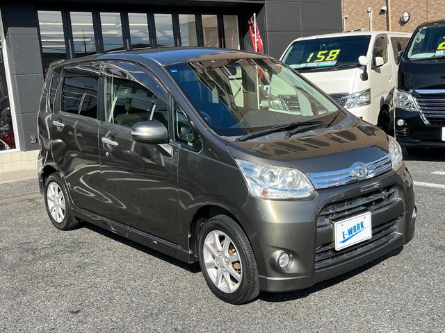 ムーヴ カスタム　Ｘリミテッド　純正メモリーナビ　ワンセグＴＶ　ＣＤ　ＡＭ／ＦＭ　バックカメラ　オートＡＣ　純正１４ＡＷ　ウインカーミラー　ＨＩＤライト　フォグライト　ベンチシート　オートライト　センターメーター　プッシュスタート（4枚目）