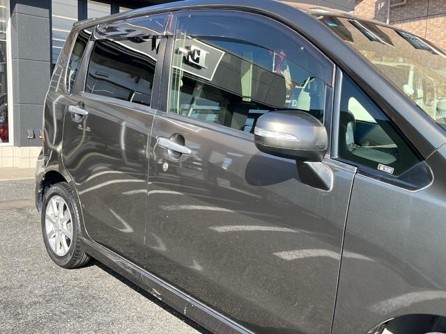 ムーヴ カスタム　Ｘリミテッド　純正メモリーナビ　ワンセグＴＶ　ＣＤ　ＡＭ／ＦＭ　バックカメラ　オートＡＣ　純正１４ＡＷ　ウインカーミラー　ＨＩＤライト　フォグライト　ベンチシート　オートライト　センターメーター　プッシュスタート（15枚目）