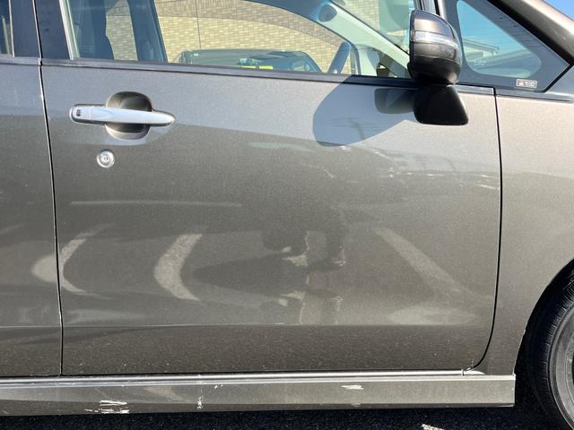 ムーヴ カスタム　Ｘリミテッド　純正メモリーナビ　ワンセグＴＶ　ＣＤ　ＡＭ／ＦＭ　バックカメラ　オートＡＣ　純正１４ＡＷ　ウインカーミラー　ＨＩＤライト　フォグライト　ベンチシート　オートライト　センターメーター　プッシュスタート（18枚目）