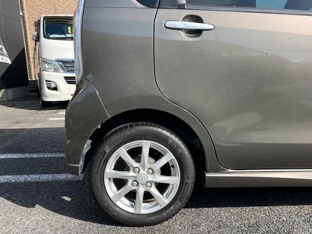 ムーヴ カスタム　Ｘリミテッド　純正メモリーナビ　ワンセグＴＶ　ＣＤ　ＡＭ／ＦＭ　バックカメラ　オートＡＣ　純正１４ＡＷ　ウインカーミラー　ＨＩＤライト　フォグライト　ベンチシート　オートライト　センターメーター　プッシュスタート（20枚目）