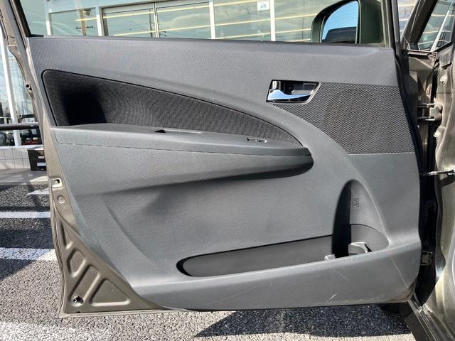 ムーヴ カスタム　Ｘリミテッド　純正メモリーナビ　ワンセグＴＶ　ＣＤ　ＡＭ／ＦＭ　バックカメラ　オートＡＣ　純正１４ＡＷ　ウインカーミラー　ＨＩＤライト　フォグライト　ベンチシート　オートライト　センターメーター　プッシュスタート（67枚目）