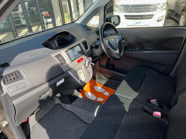 ムーヴ カスタム　Ｘリミテッド　純正メモリーナビ　ワンセグＴＶ　ＣＤ　ＡＭ／ＦＭ　バックカメラ　オートＡＣ　純正１４ＡＷ　ウインカーミラー　ＨＩＤライト　フォグライト　ベンチシート　オートライト　センターメーター　プッシュスタート（68枚目）