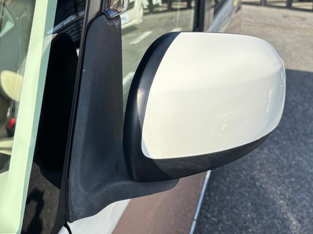 ムーヴキャンバス Ｘリミテッドメイクアップ　ＳＡＩＩ　アイドリングストップ　衝突被害軽減システム　両側パワースライドドア　スマートキー　ナビ　ＴＶ　アラウンドビューモニター　ＥＴＣ　オートエアコン　パワーウィンドウ　電動格納ミラー（26枚目）