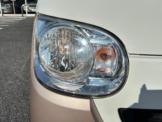 ムーヴキャンバス Ｘリミテッドメイクアップ　ＳＡＩＩ　アイドリングストップ　衝突被害軽減システム　両側パワースライドドア　スマートキー　ナビ　ＴＶ　アラウンドビューモニター　ＥＴＣ　オートエアコン　パワーウィンドウ　電動格納ミラー（29枚目）